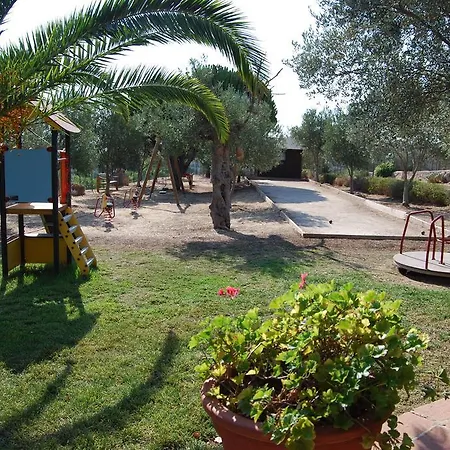 Fattoria Terra E Liberta בית חווה