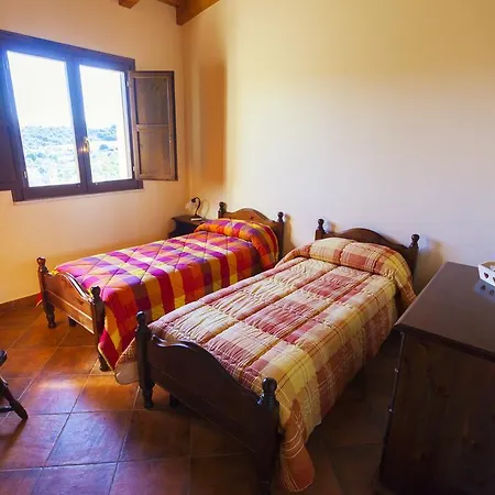 Fattoria Terra E Liberta בית חווה קונטרדה מאגיו