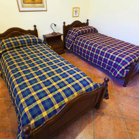 Fattoria Terra E Liberta Farm stay Contrada Maeggio
