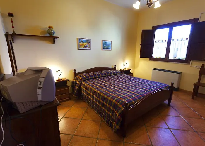 Fattoria Terra E Liberta 팜스테이 콘트라다 마에지오